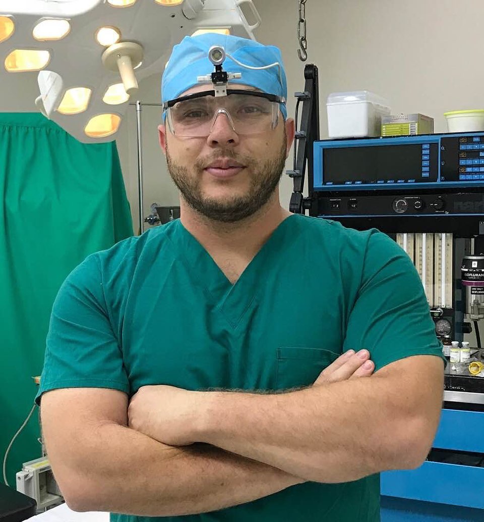 Dr. Jorge Báez